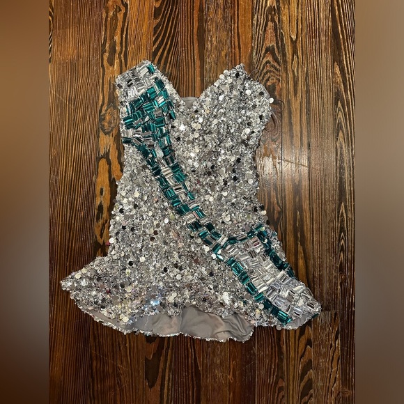 AKIRA Silver sequin Dress with teal rhinestones - Picture 1 of 6